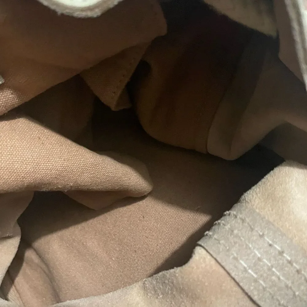 New Free People Varsity suede Backpack
NWOT
MSRP $178
16W x 16 H x 9 D - Picture 13 of 14